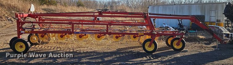image for item EO4885 New Holland HT154 hay rake