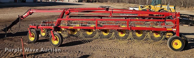image for item EO4885 New Holland HT154 hay rake