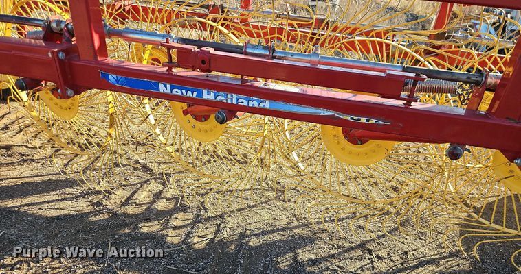 image for item EO4885 New Holland HT154 hay rake