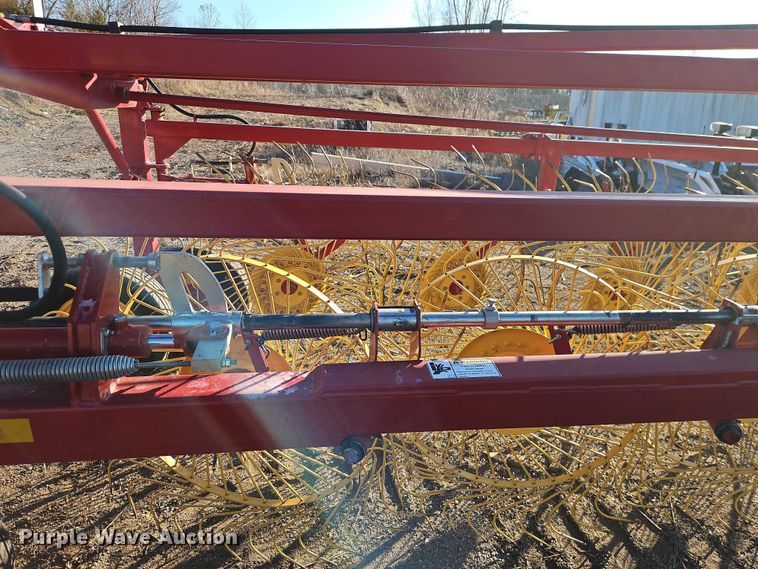 image for item EO4885 New Holland HT154 hay rake