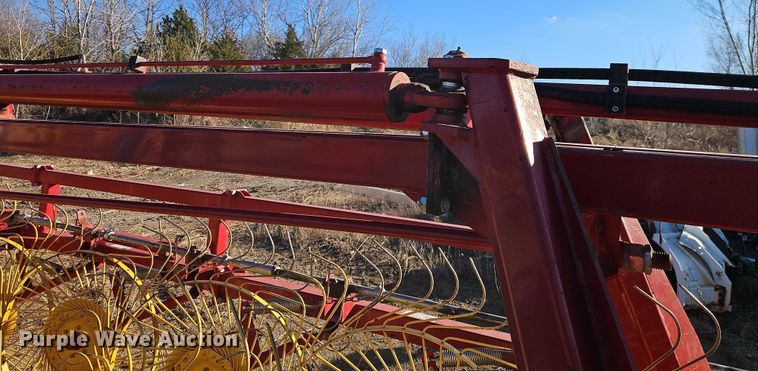 image for item EO4885 New Holland HT154 hay rake