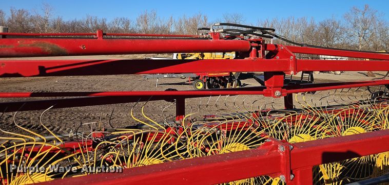 image for item EO4885 New Holland HT154 hay rake