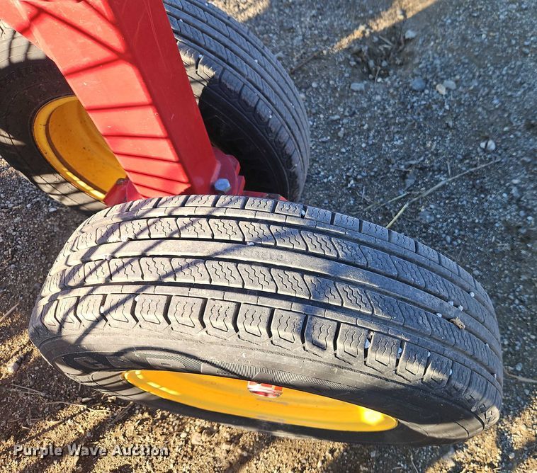 image for item EO4885 New Holland HT154 hay rake