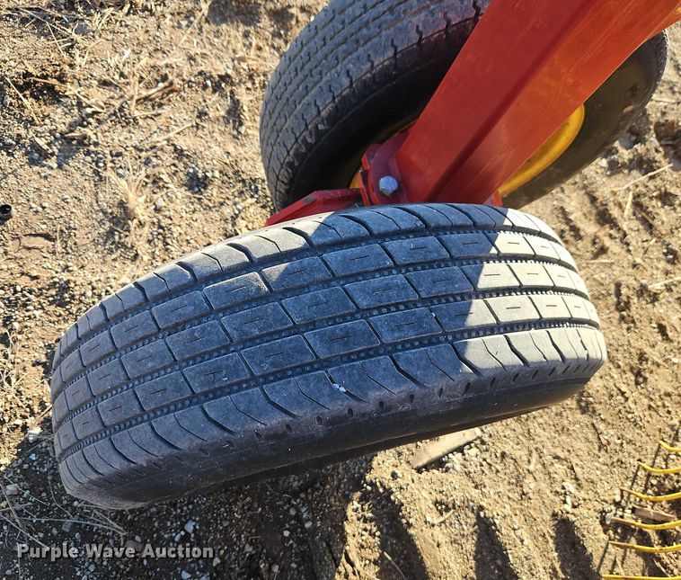 image for item EO4885 New Holland HT154 hay rake