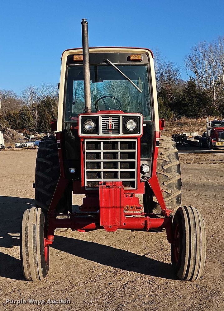 image for item EO4886 1979 International Harvester 986 tractor