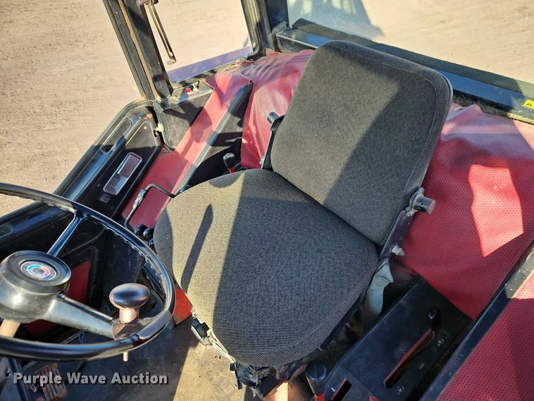 image for item EO4886 1979 International Harvester 986 tractor