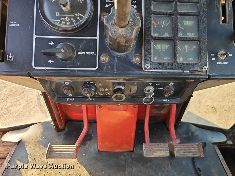 image for item EO4886 1979 International Harvester 986 tractor