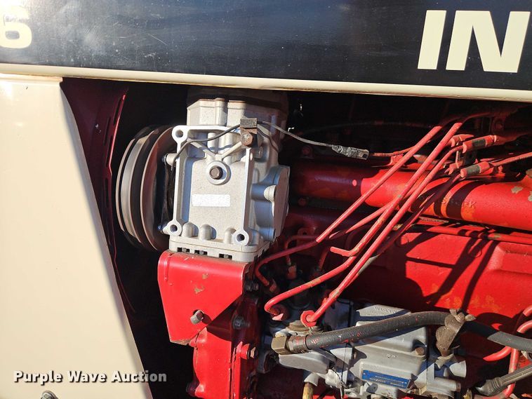 image for item EO4886 1979 International Harvester 986 tractor