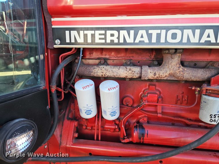 image for item EO4886 1979 International Harvester 986 tractor