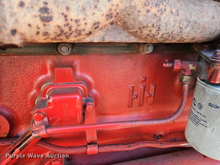 image for item EO4886 1979 International Harvester 986 tractor