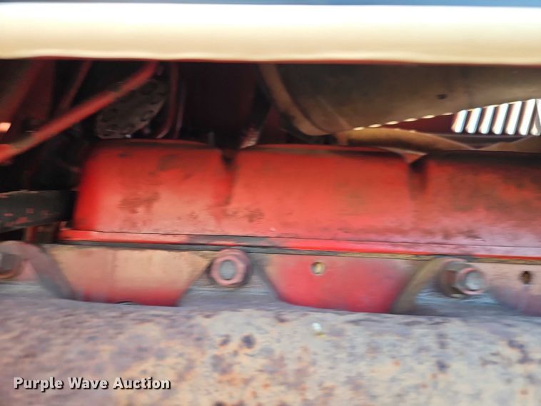 image for item EO4886 1979 International Harvester 986 tractor