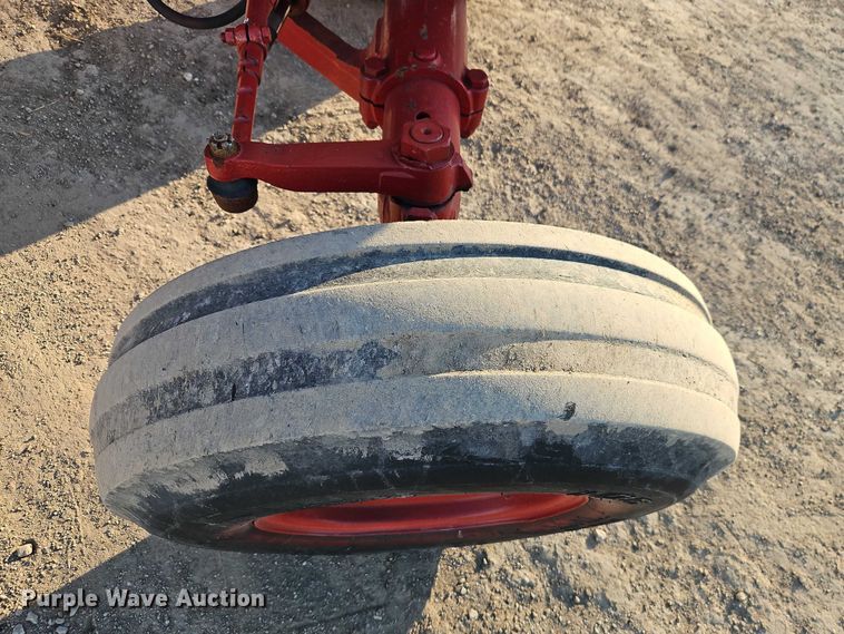 image for item EO4886 1979 International Harvester 986 tractor