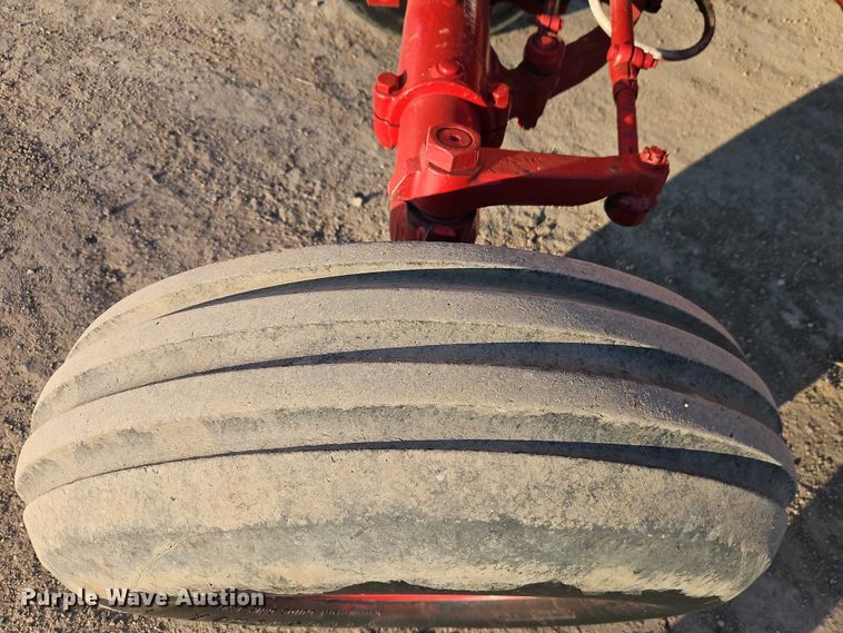 image for item EO4886 1979 International Harvester 986 tractor