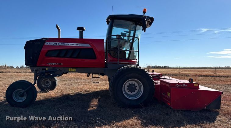 image for item EP2521 2023 Massey Ferguson WR 235 swather / windrower