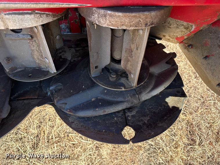 image for item EP2521 2023 Massey Ferguson WR 235 swather / windrower