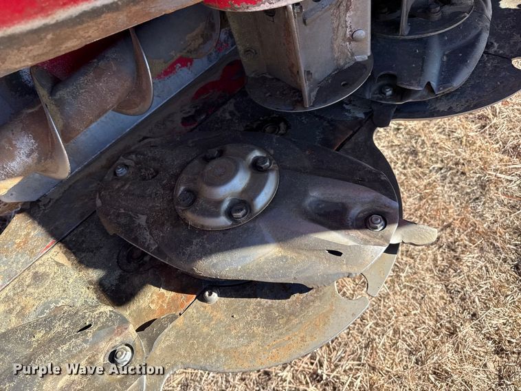 image for item EP2521 2023 Massey Ferguson WR 235 swather / windrower