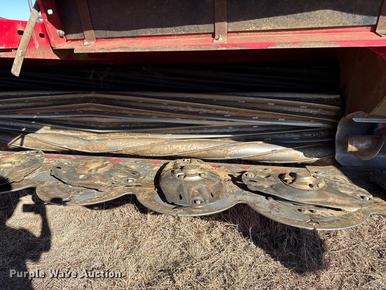 image for item EP2521 2023 Massey Ferguson WR 235 swather / windrower