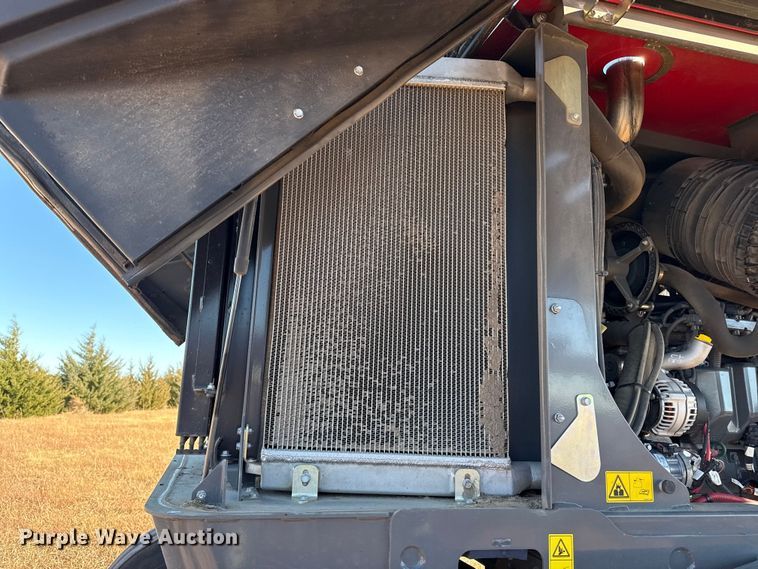 image for item EP2521 2023 Massey Ferguson WR 235 swather / windrower