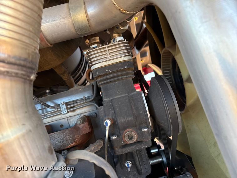 image for item EP2521 2023 Massey Ferguson WR 235 swather / windrower