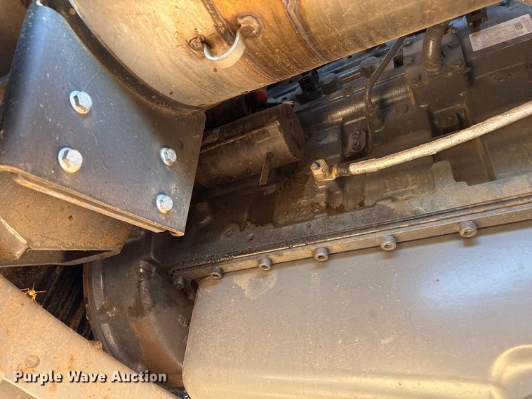 image for item EP2521 2023 Massey Ferguson WR 235 swather / windrower