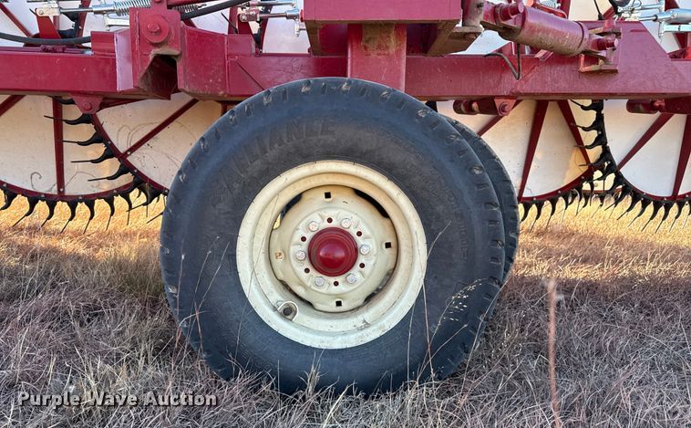 image for item EP2522 Rowse hay rake