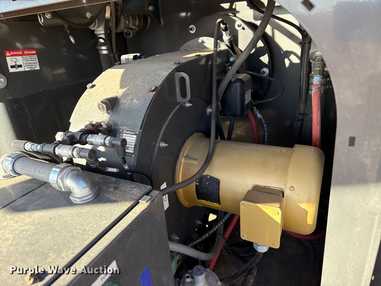 image for item EP2523 2022 Staheli West Dewpoint 6210 hay steamer