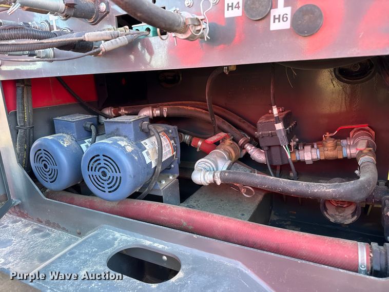 image for item EP2523 2022 Staheli West Dewpoint 6210 hay steamer