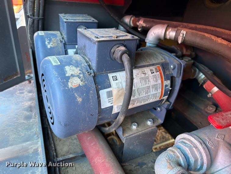 image for item EP2523 2022 Staheli West Dewpoint 6210 hay steamer