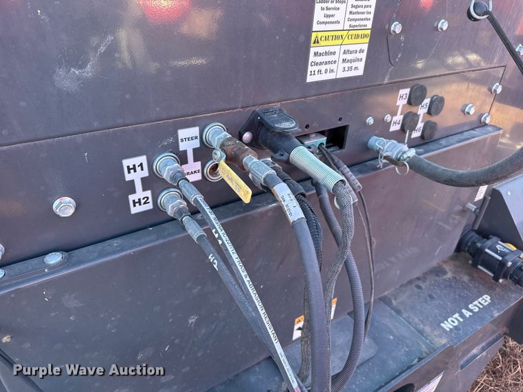 image for item EP2524 2021 Massey Ferguson 2270 large square baler