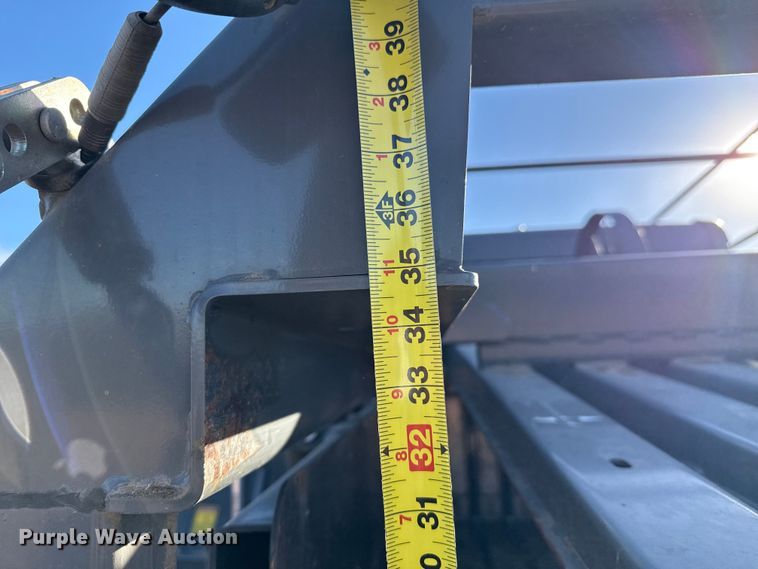 image for item EP2524 2021 Massey Ferguson 2270 large square baler