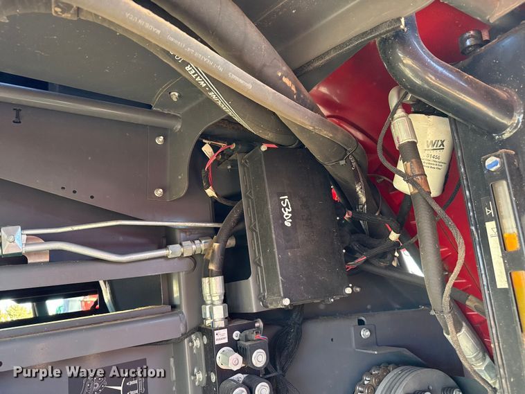 image for item EP2524 2021 Massey Ferguson 2270 large square baler