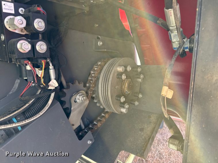 image for item EP2524 2021 Massey Ferguson 2270 large square baler