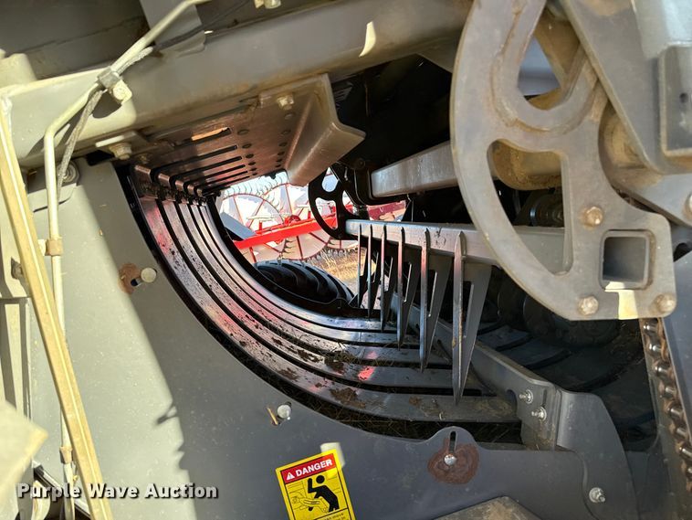 image for item EP2524 2021 Massey Ferguson 2270 large square baler