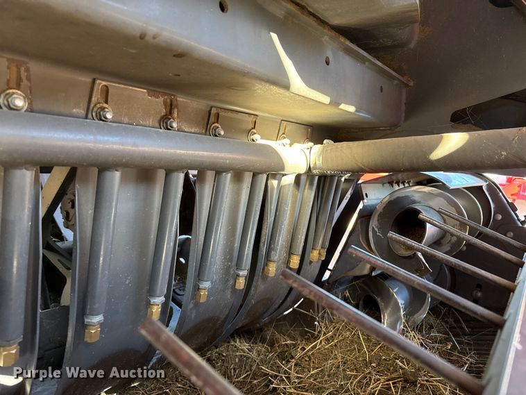 image for item EP2524 2021 Massey Ferguson 2270 large square baler