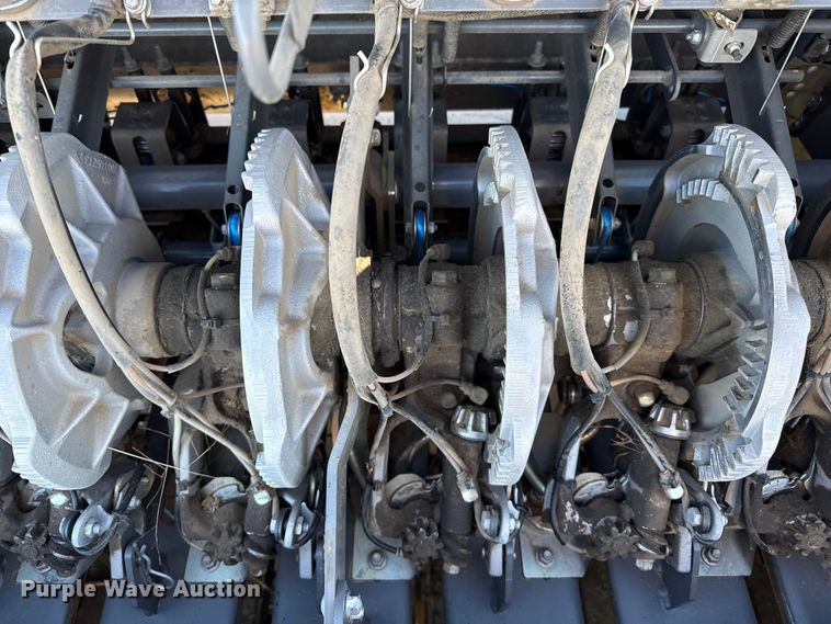 image for item EP2524 2021 Massey Ferguson 2270 large square baler