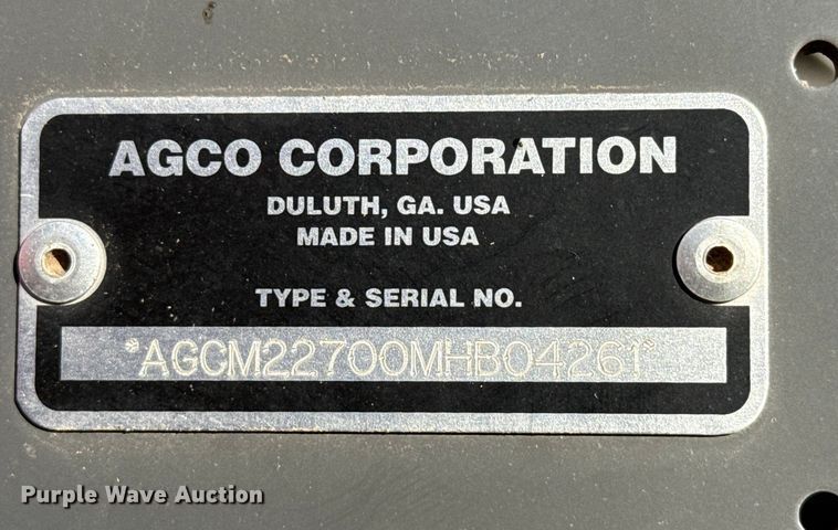 image for item EP2524 2021 Massey Ferguson 2270 large square baler