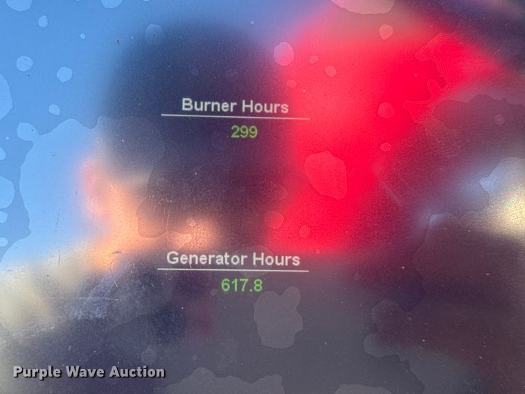 image for item EP2526 2020 Staheli West Dewpoint 6210 hay steamer