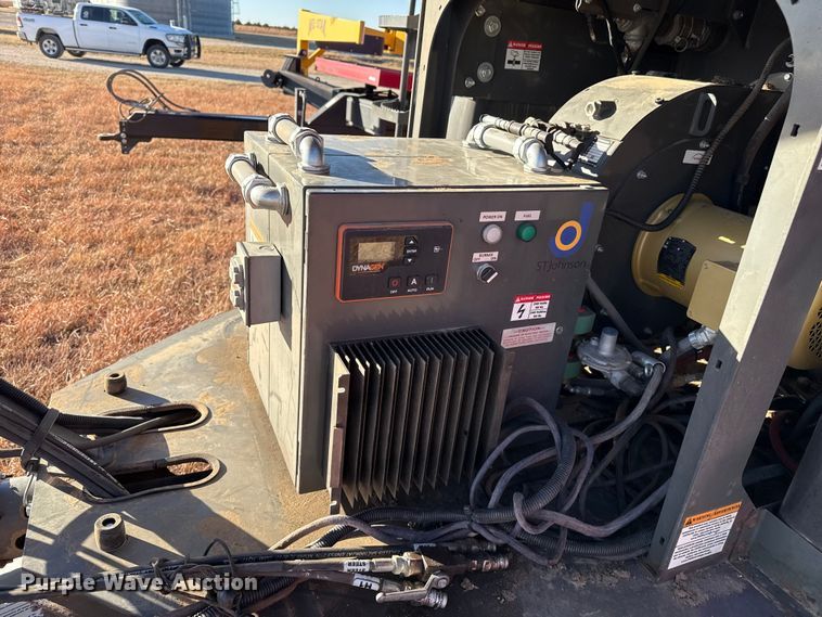 image for item EP2526 2020 Staheli West Dewpoint 6210 hay steamer