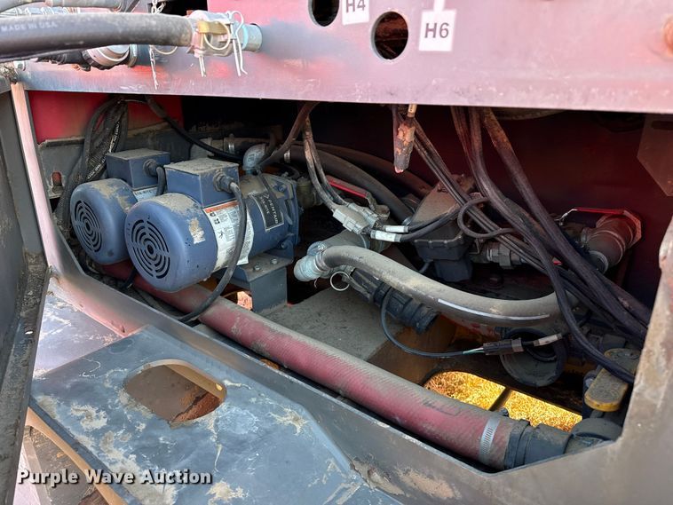 image for item EP2526 2020 Staheli West Dewpoint 6210 hay steamer