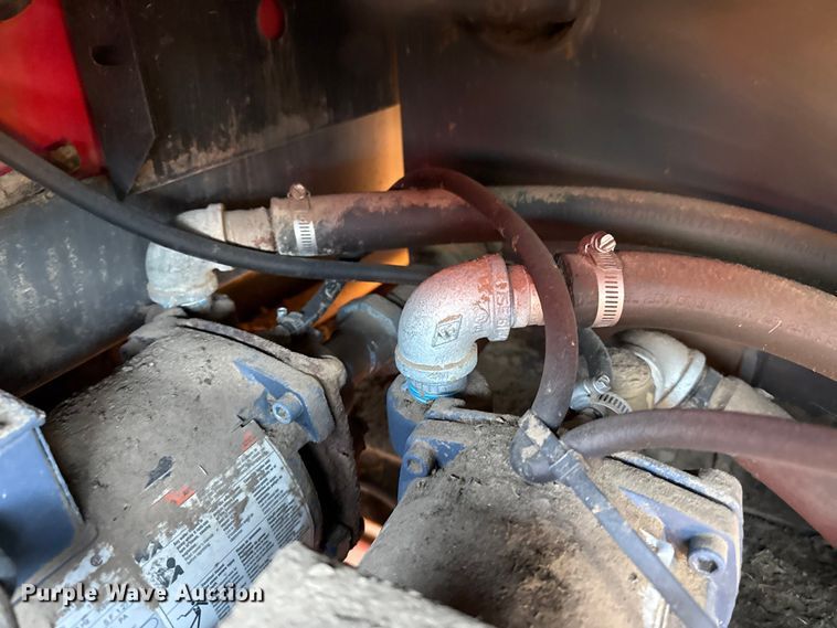 image for item EP2526 2020 Staheli West Dewpoint 6210 hay steamer