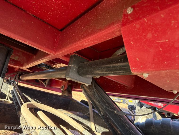 image for item EP2527 Mil-Stak PT/2150T bale stacker