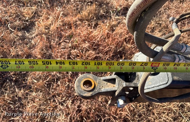 image for item EP2527 Mil-Stak PT/2150T bale stacker