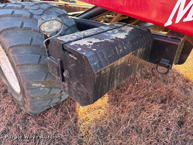 image for item EP2527 Mil-Stak PT/2150T bale stacker