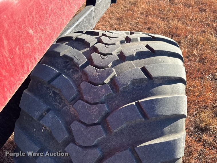 image for item EP2527 Mil-Stak PT/2150T bale stacker