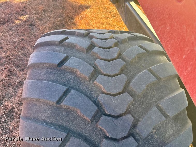 image for item EP2527 Mil-Stak PT/2150T bale stacker