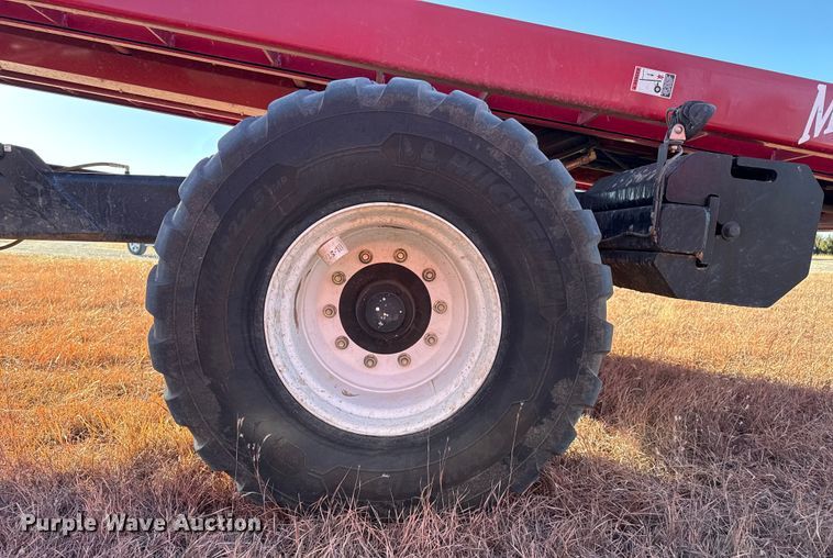 image for item EP2527 Mil-Stak PT/2150T bale stacker