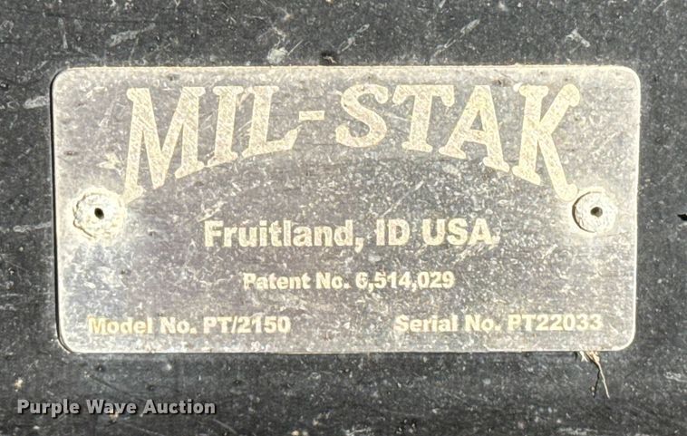image for item EP2527 Mil-Stak PT/2150T bale stacker