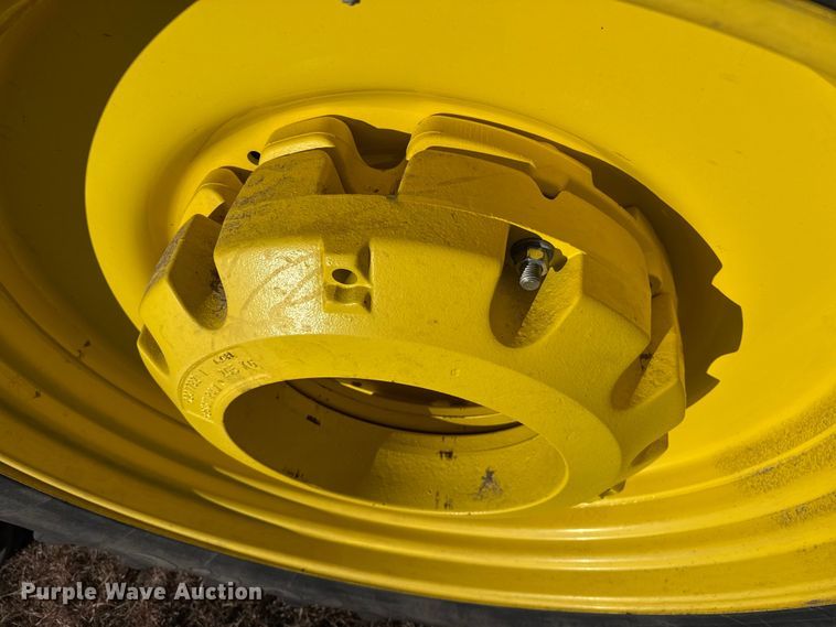 image for item EP2528 2021 John Deere 8R 370 MFWD tractor