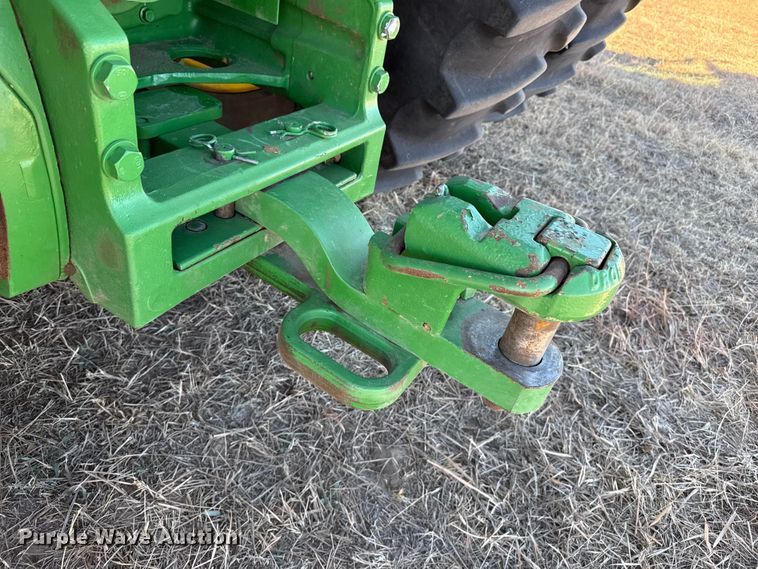 image for item EP2528 2021 John Deere 8R 370 MFWD tractor