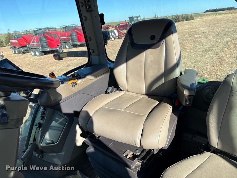 image for item EP2528 2021 John Deere 8R 370 MFWD tractor